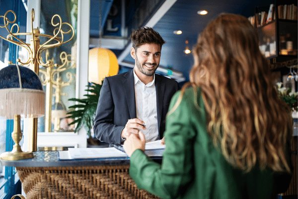 5 Consejos para dar la mejor bienvenida a los huéspedes de tu hotel o vivienda vacacional